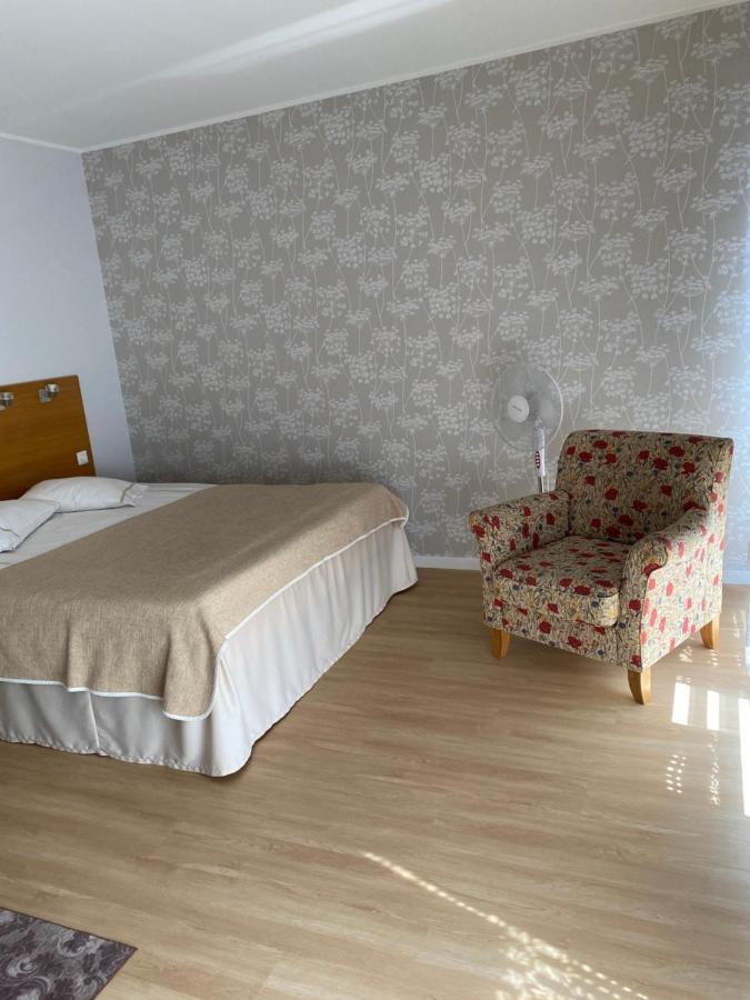 Kuressaare Tallinn Street Apartments Buitenkant foto
